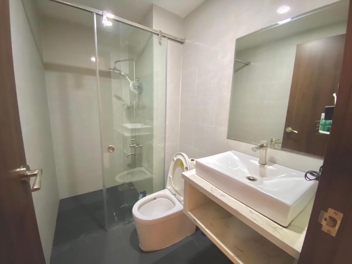 Căn hộ Alm's 2 Bedroom At Sunrise District 7 TP. Hồ Chí Minh